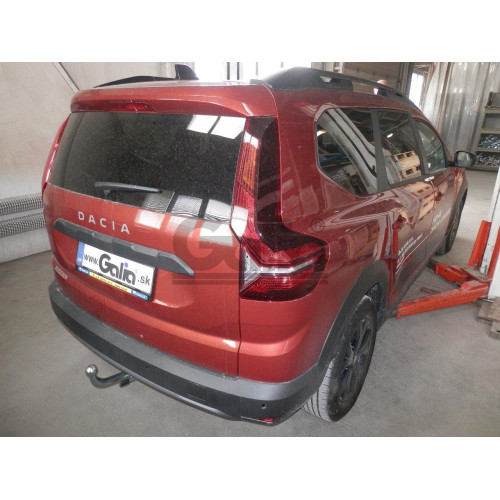 D051C GALIA Полностью оцинкованный фаркоп на Dacia Jogger 2022-. Тип шара: C (горизонтальный съемный). Установка без снятия и выреза бампера. Нагрузки: 1500/75 кг, масса фаркопа 17,17 кг