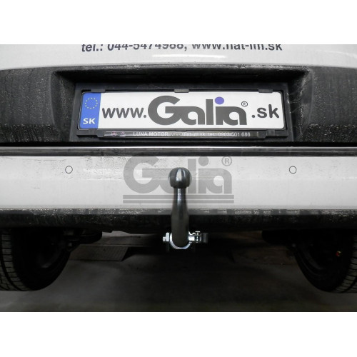 F117C GALIA Полностью оцинкованный фаркоп на FIAT 500L 2012-2022. Подрозетник убирается за бампер. Тип шара: C (горизонтальный съемный). Невидимый вырез бампера. Нагрузки: 1200/85 кг, масса фаркопа 13,87 кг