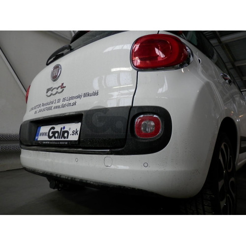 F117C GALIA Полностью оцинкованный фаркоп на FIAT 500L 2012-2022. Подрозетник убирается за бампер. Тип шара: C (горизонтальный съемный). Невидимый вырез бампера. Нагрузки: 1200/85 кг, масса фаркопа 13,87 кг
