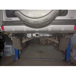 FA 0978-E Бизон Фаркоп на Mitsubishi Pajero IV 2007-2020, Mitsubishi Pajero III 2000-2007 без подрезки бампера. Тип шара: E (легкосъемный шар под квадрат). Нагрузки: 3500/120 кг. Н