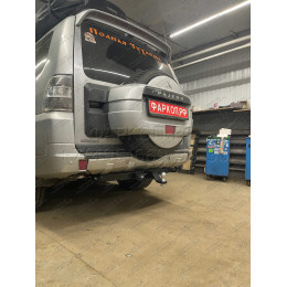 FA 0978-E Бизон Фаркоп на Mitsubishi Pajero IV 2007-2020, Mitsubishi Pajero III 2000-2007 без подрезки бампера. Тип шара: E (легкосъемный шар под квадрат). Нагрузки: 3500/120 кг. Н