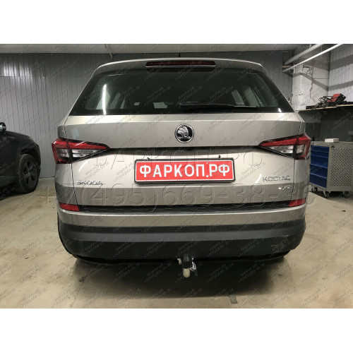 V069C GALIA Полностью оцинкованный фаркоп на Volkswagen Tiguan 2007-2016, Tiguan 2 2016-2024, Audi Q3 2011-2019, 2019-2025, SEAT Tarraco 2018-2024. Тип шара: C (горизонтальный съемный). Невидимый вырез бампера. Нагрузки: 2500/140 кг, масса фаркопа 16,2 кг