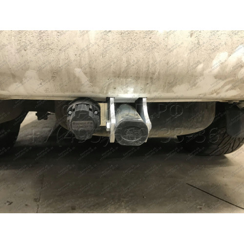 T070C GALIA Полностью оцинкованный фаркоп на Toyota Land Cruiser 200 2008-2021, Lexus LX 2008-2021. Тип шара: C (горизонтальный съемный). Невидимый вырез бампера. Нагрузки: 3500/140 кг, масса фаркопа 8,97 кг