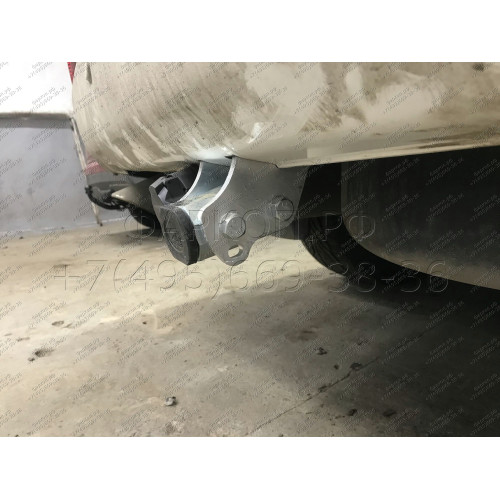 T070C GALIA Полностью оцинкованный фаркоп на Toyota Land Cruiser 200 2008-2021, Lexus LX 2008-2021. Тип шара: C (горизонтальный съемный). Невидимый вырез бампера. Нагрузки: 3500/140 кг, масса фаркопа 8,97 кг