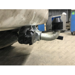 T070C GALIA Полностью оцинкованный фаркоп на Toyota Land Cruiser 200 2008-2021, Lexus LX 2008-2021. Тип шара: C (горизонтальный съемный). Невидимый вырез бампера. Нагрузк