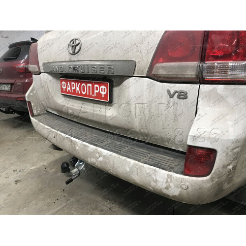 T070C GALIA Полностью оцинкованный фаркоп на Toyota Land Cruiser 200 2008-2021, Lexus LX 2008-2021. Тип шара: C (горизонтальный съемный). Невидимый вырез бампера. Нагрузки: 3500/140 кг, масса фаркопа 8,97 кг