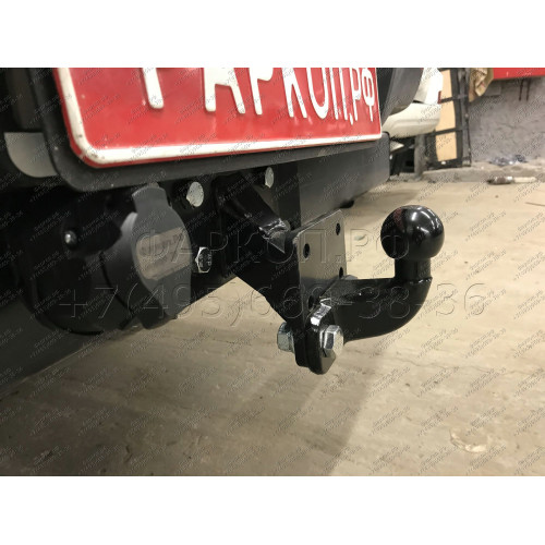 T114-F Лидер-плюс ТСУ для Toyota Hilux (4WD) (N2) 2008-2015 без выреза бампера. Нагрузки: 2000/100 кг, масса фаркопа 9,24 кг (без электрики в комплекте)