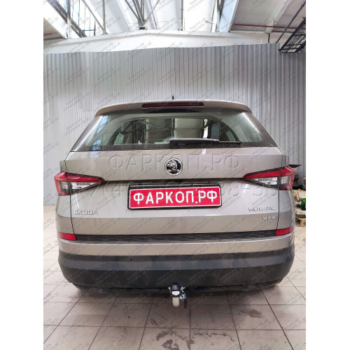 S120C GALIA Полностью оцинкованный фаркоп на Skoda Kodiaq 2WD, 4WD 2017-2023, 2023-. Тип шара: C (горизонтальный съемный). Невидимый вырез бампера. Нагрузки: 2600/140 кг, масса фаркопа 17,07 кг