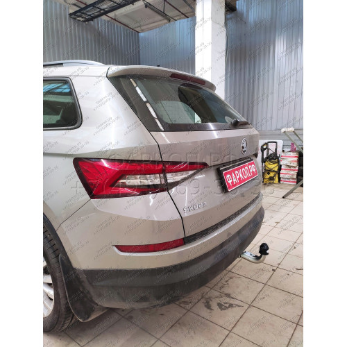 S120C GALIA Полностью оцинкованный фаркоп на Skoda Kodiaq 2WD, 4WD 2017-2023, 2023-. Тип шара: C (горизонтальный съемный). Невидимый вырез бампера. Нагрузки: 2600/140 кг, масса фаркопа 17,07 кг