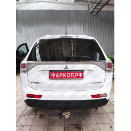 91312-A MOTODOR Фаркоп с оцинкованным шаром на Mitsubishi Outlander 2012-2019, 2019-2022. Вырез бампера по необходимости. Тип шара: A. Нагрузки: 1700/75 кг, масса фаркопа 23