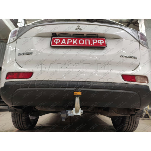 91312-A MOTODOR Фаркоп с оцинкованным шаром на Mitsubishi Outlander 2012-2019, 2019-2022. Вырез бампера по необходимости. Тип шара: A. Нагрузки: 1700/75 кг, масса фаркопа 23 кг (без электрики в комплекте)