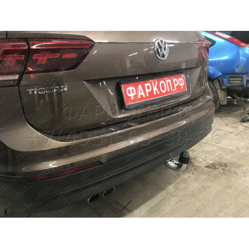 V069C GALIA Полностью оцинкованный фаркоп на Volkswagen Tiguan 2007-2016, Tiguan 2 2016-2024, Audi Q3 2011-2019, 2019-2025, SEAT Tarraco 2018-2024. Тип шара: C (горизонтальный съемный). Невидимый вырез бампера. Нагрузки: 2500/140 кг, масса фаркопа 16,2 кг