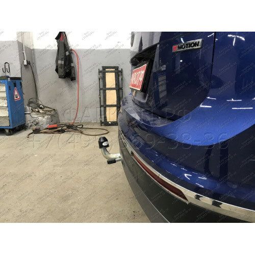 V069C GALIA Полностью оцинкованный фаркоп на Volkswagen Tiguan 2007-2016, Tiguan 2 2016-2024, Audi Q3 2011-2019, 2019-2025, SEAT Tarraco 2018-2024. Тип шара: C (горизонтальный съемный). Невидимый вырез бампера. Нагрузки: 2500/140 кг, масса фаркопа 16,2 кг