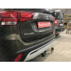 91312-A MOTODOR Фаркоп с оцинкованным шаром на Mitsubishi Outlander 2012-2019, 2019-2022. Вырез бампера по необходимости. Тип шара: A. Нагрузки: 1700/75 кг, масса фаркопа 23 кг (без электрики в комплекте)