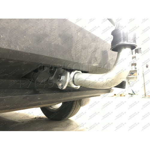 V069C GALIA Полностью оцинкованный фаркоп на Volkswagen Tiguan 2007-2016, Tiguan 2 2016-2024, Audi Q3 2011-2019, 2019-2025, SEAT Tarraco 2018-2024. Тип шара: C (горизонтальный съемный). Невидимый вырез бампера. Нагрузки: 2500/140 кг, масса фаркопа 16,2 кг
