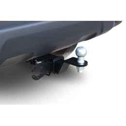 LUR-15-991122.00 PT GROUP Фаркоп на Lada 4x4 Urban 2014-2020, Lada Niva Legend Urban 2020- без подрезки бампера. Тип шара: E (легкосъемный шар под квадрат). Нагрузки: 1650/50 кг, масс