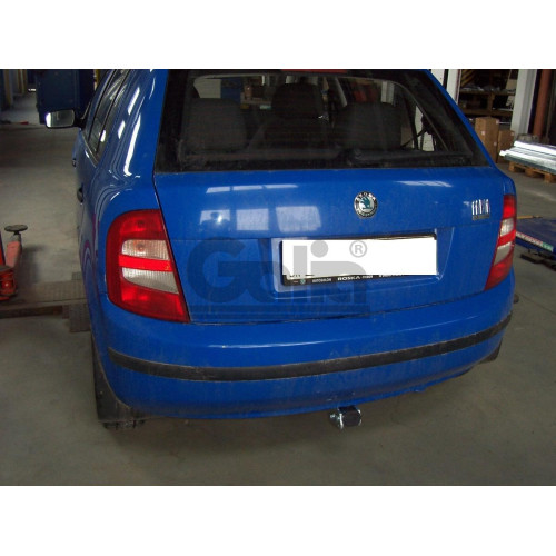S081A GALIA Полностью оцинкованный фаркоп на Skoda Fabia хетчбек 2000-2007, 2007-2014. Подрозетник убирается за бампер. Тип шара: A. Невидимый вырез бампера. Нагрузки: 1200/50 кг, масса фаркопа 12,82 кг
