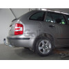 S082A GALIA Полностью оцинкованный фаркоп на Skoda Fabia седан/универсал 2000-2014, с 2008-2014 требуется электрика с блоком согласования. Подрозетник убирается за бампер. Тип шара: A. Невидимый вырез бампера. Нагрузки: 1200/50 кг, масса фаркопа 12,5 кг