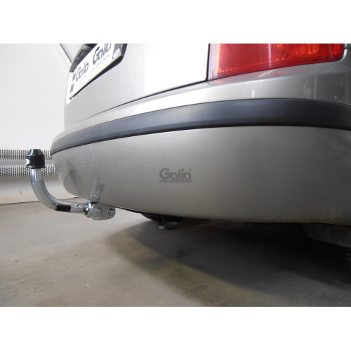 S082A GALIA Полностью оцинкованный фаркоп на Skoda Fabia седан/универсал 2000-2014, с 2008-2014 требуется электрика с блоком согласования. Подрозетник убирается за бампер. Тип шара: A. Невидимый вырез бампера. Нагрузки: 1200/50 кг, масса фаркопа 12,5 кг
