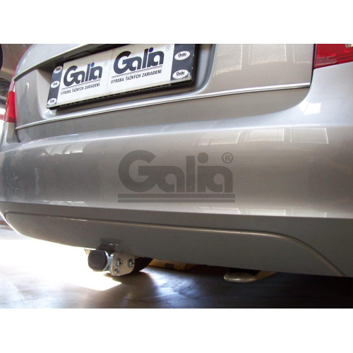 S082A GALIA Полностью оцинкованный фаркоп на Skoda Fabia седан/универсал 2000-2014, с 2008-2014 требуется электрика с блоком согласования. Подрозетник убирается за бампер. Тип шара: A. Невидимый вырез бампера. Нагрузки: 1200/50 кг, масса фаркопа 12,5 кг