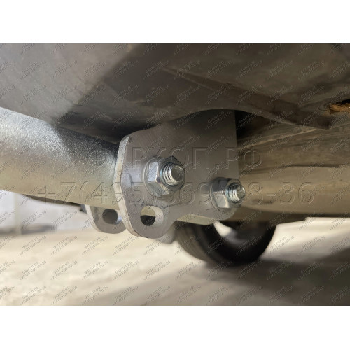 S088A GALIA Полностью оцинкованный фаркоп на Skoda Superb I 2002-2008, Volkswagen Passat B5 седан/универсал 1996-2005. Выхлопная труба с левой стороны. Подрозетник убирается за бампер. Тип шара: A. Невидимый вырез бампера. Нагрузки: 2100/85 кг, масса фарк