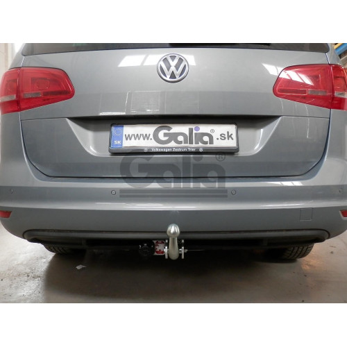 S100C GALIA Полностью оцинкованный фаркоп на SEAT Alhambra 2010-2020, Volkswagen Sharan 2010-2020 2WD/4WD. Тип шара: C (горизонтальный съемный). Подрезка бампера. Нагрузки: 2500/100 кг, масса фаркопа 18,87 кг