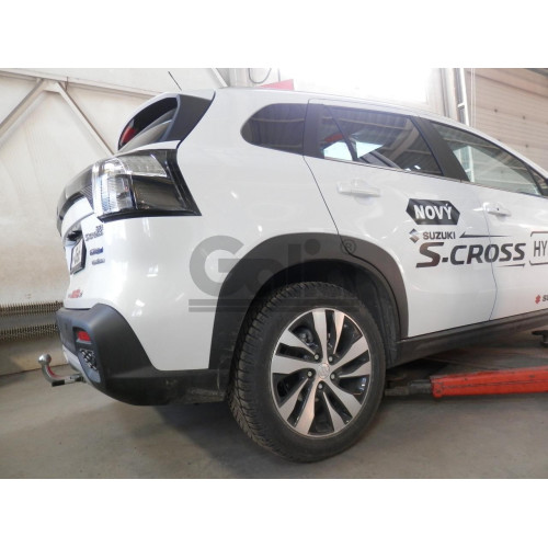 S112C GALIA Полностью оцинкованный фаркоп на Suzuki Vitara 2015-2018, 2018-, Suzuki SX4 S-Cross 2013-2021, 2021- 2WD/4WD. Тип шара: C (горизонтальный съемный), установленный крюк закрывает противотуманный фонарь. Невидимый вырез бампера. Нагрузки: 1600/75