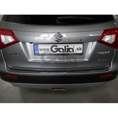 S112C GALIA Полностью оцинкованный фаркоп на Suzuki Vitara 2015-2018, 2018-, Suzuki SX4 S-Cross 2013-2021, 2021- 2WD/4WD. Тип шара: C (горизонтальный съемный), установленный крюк закрывает противотуманный фонарь. Невидимый вырез бампера. Нагрузки: 1600/75