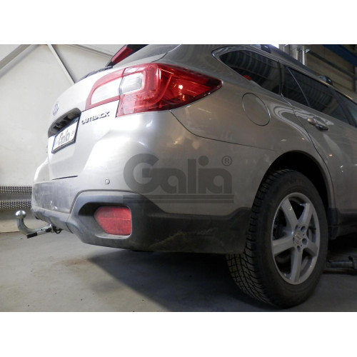 S116C GALIA Полностью оцинкованный фаркоп на Subaru Outback 2015-2021. Подрозетник убирается за бампер. Тип шара: C (горизонтальный съемный). Невидимый вырез бампера. Нагрузки: 2100/100 кг, масса фаркопа 18,67 кг