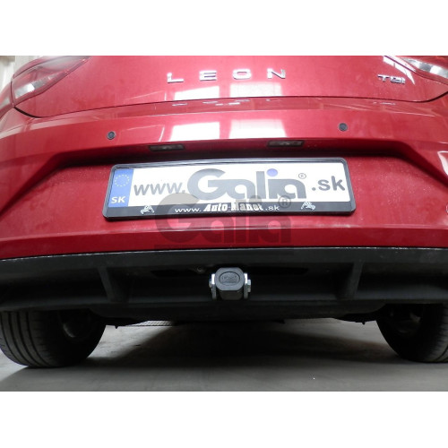 S146A GALIA Полностью оцинкованный фаркоп на SEAT Leon 2017-2020, 2020-. Подрозетник убирается за бампер. Тип шара: A. Установка без выреза бампера. Нагрузки: 2000/80 кг, масса фаркопа 13,32 кг