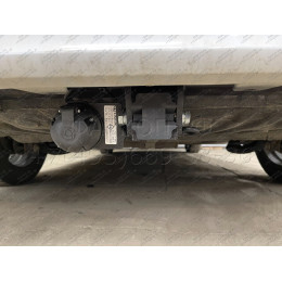 T-205 STEINHOF Фаркоп на Toyota Sienna, в т.ч.4x4 2011-2018 без подрезки бампера. Тип шара: AH (горизонтальное быстросъемное крепление шара на ключе). Нагрузки: 180