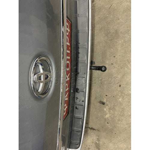 T-205 STEINHOF Фаркоп на Toyota Sienna, в т.ч.4x4 2011-2018 без подрезки бампера. Тип шара: AH (горизонтальное быстросъемное крепление шара на ключе). Нагрузки: 1800/75 кг, масса фаркопа 26,7 кг (без электрики в комплекте)
