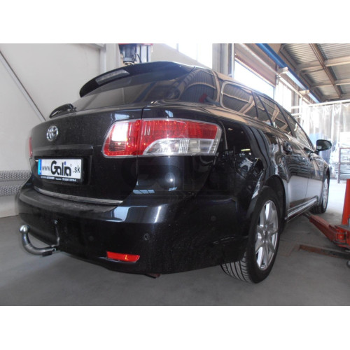 T059C GALIA Полностью оцинкованный фаркоп на Toyota Avensis седан/универсал 2009-2018. Подрозетник убирается за бампер. Тип шара: C (горизонтальный съемный). Установка без снятия и выреза бампера. Нагрузки: 2000/80 кг, масса фаркопа 19,47 кг