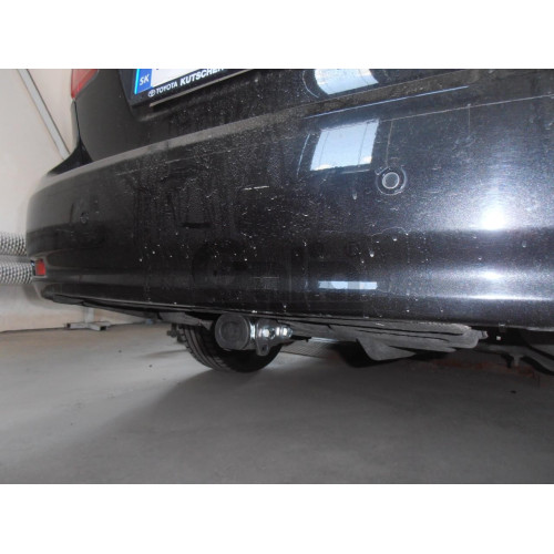 T059C GALIA Полностью оцинкованный фаркоп на Toyota Avensis седан/универсал 2009-2018. Подрозетник убирается за бампер. Тип шара: C (горизонтальный съемный). Установка без снятия и выреза бампера. Нагрузки: 2000/80 кг, масса фаркопа 19,47 кг
