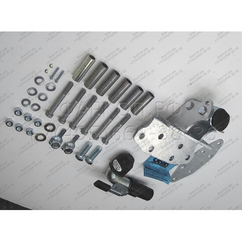 T070C GALIA Полностью оцинкованный фаркоп на Toyota Land Cruiser 200 2008-2021, Lexus LX 2008-2021. Тип шара: C (горизонтальный съемный). Невидимый вырез бампера. Нагрузки: 3500/140 кг, масса фаркопа 8,97 кг