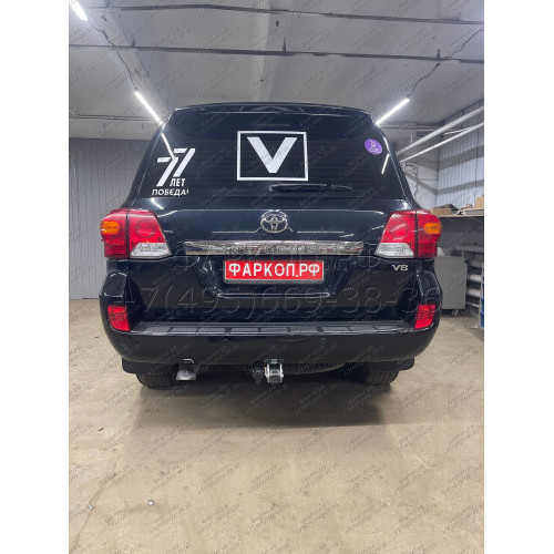 T070C GALIA Полностью оцинкованный фаркоп на Toyota Land Cruiser 200 2008-2021, Lexus LX 2008-2021. Тип шара: C (горизонтальный съемный). Невидимый вырез бампера. Нагрузки: 3500/140 кг, масса фаркопа 8,97 кг