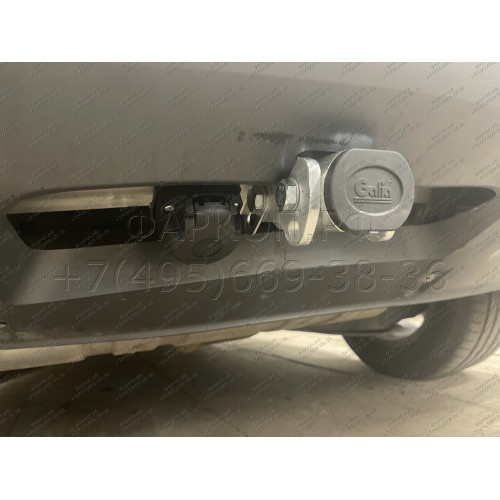 V069C GALIA Полностью оцинкованный фаркоп на Volkswagen Tiguan 2007-2016, Tiguan 2 2016-2024, Audi Q3 2011-2019, 2019-2025, SEAT Tarraco 2018-2024. Тип шара: C (горизонтальный съемный). Невидимый вырез бампера. Нагрузки: 2500/140 кг, масса фаркопа 16,2 кг