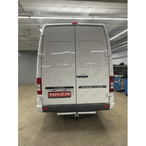 V069C GALIA Полностью оцинкованный фаркоп на Volkswagen Tiguan 2007-2016, Tiguan 2 2016-2024, Audi Q3 2011-2019, 2019-2025, SEAT Tarraco 2018-2024. Тип шара: C (горизонтальный съемный). Невидимый вырез бампера. Нагрузки: 2500/140 кг, масса фаркопа 16,2 кг