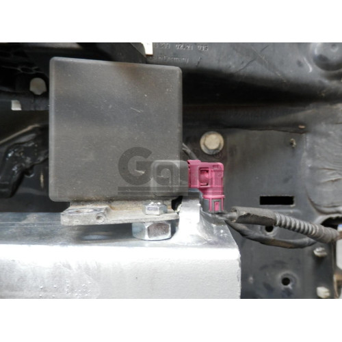 V073C GALIA Полностью оцинкованный фаркоп на Volkswagen Golf VII универсал 2WD/4WD 2013-2019. Тип шара: C (горизонтальный съемный). Без выреза бампера. Нагрузки: 2000/100 кг, масса фаркопа 13,47 кг