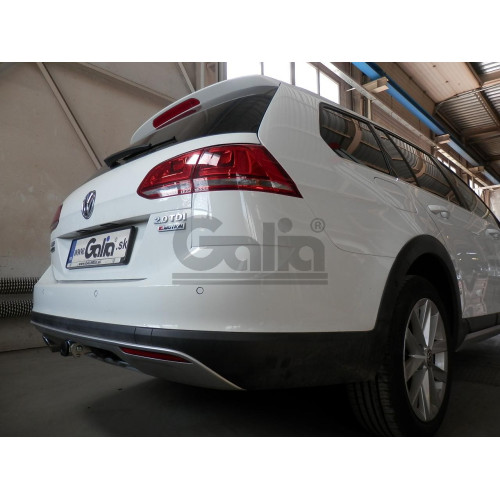 V073C GALIA Полностью оцинкованный фаркоп на Volkswagen Golf VII универсал 2WD/4WD 2013-2019. Тип шара: C (горизонтальный съемный). Без выреза бампера. Нагрузки: 2000/100 кг, масса фаркопа 13,47 кг