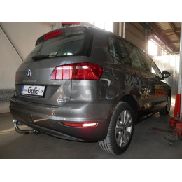 V075A GALIA Полностью оцинкованный фаркоп на Volkswagen Golf VII Sportsvan дорестайлинг 2014-2018. Подрозетник убирается за бампер. Тип шара: A. Невидимый вырез ба