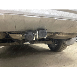 V083C GALIA Полностью оцинкованный фаркоп на Volvo XC90 2015-, Volvo XC60 2017-. Подрозетник убирается за бампер. Тип шара: C (горизонтальный съемный). Невидимый