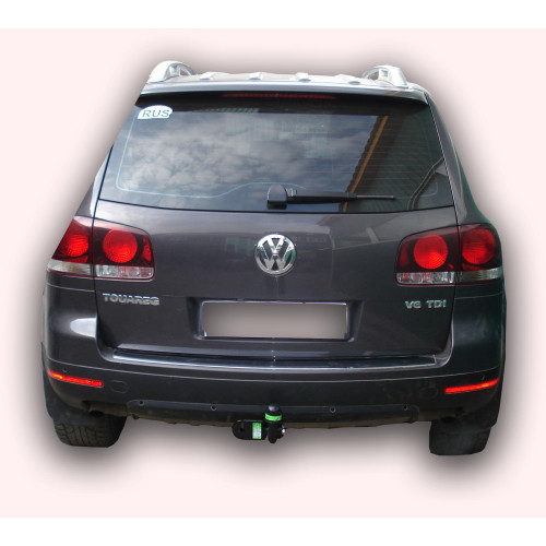 V124-A Лидер-плюс ТСУ для Volkswagen Touareg 2002-2010 (требуется вырез в бампере), Volkswagen Touareg 2010-2018, Audi Q7 2007-2015 (без выреза бампера). Нагрузки: 1500/75 кг, масса фаркопа 14,52 кг (без электрики в комплекте)