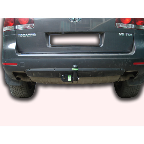 V124-A Лидер-плюс ТСУ для Volkswagen Touareg 2002-2010 (требуется вырез в бампере), Volkswagen Touareg 2010-2018, Audi Q7 2007-2015 (без выреза бампера). Нагрузки: 1500/75 кг, масса фаркопа 14,52 кг (без электрики в комплекте)