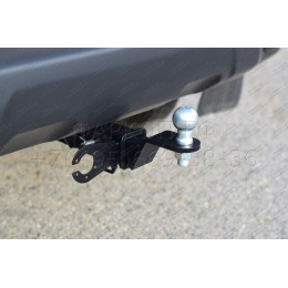 LUR-15-991122.00 PT GROUP Фаркоп на Lada 4x4 Urban 2014-2020, Lada Niva Legend Urban 2020- без подрезки бампера. Тип шара: E (легкосъемный шар под квадрат). Нагрузки: 1650/50 кг, масс