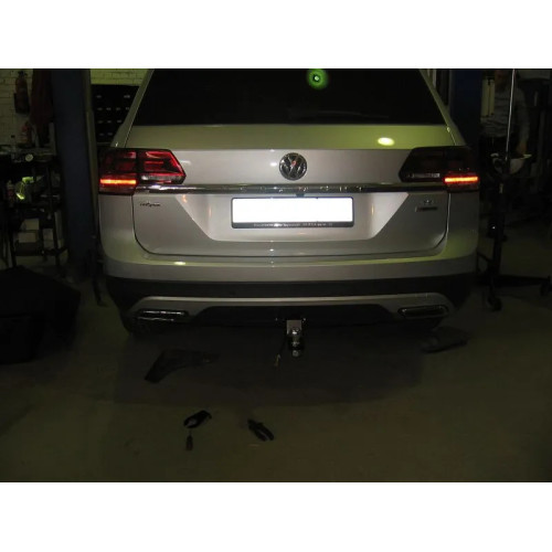 3764.21 SHERIFF Фаркоп на Volkswagen Teramont 2018-2025. Необходима подрезка бампера. Тип шара: E. Нагрузки: 2500/75 кг, масса фаркопа 20,58 кг (без электрики в комплекте)