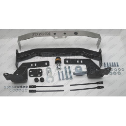92517-FEN MOTODOR Фаркоп с оцинкованным шаром и нержавеющей накладкой на Toyota Land Cruiser 200 2007-2021 (комплектации Excalibur и Executive) без выреза в бампере. Тип ша