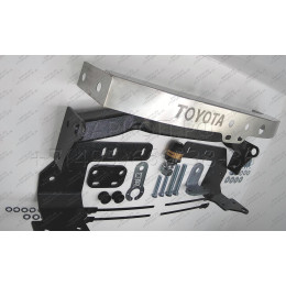 92517-FEN MOTODOR Фаркоп с оцинкованным шаром и нержавеющей накладкой на Toyota Land Cruiser 200 2007-2021 (комплектации Excalibur и Executive) без выреза в бампере. Тип ша