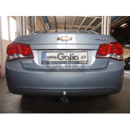 C066A GALIA Полностью оцинкованный фаркоп на Chevrolet Cruze седан/хетчбек 2009-2016. Подрозетник убирается за бампер. Тип шара: A. Невидимый вырез бампера. 