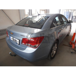 C066A GALIA Полностью оцинкованный фаркоп на Chevrolet Cruze седан/хетчбек 2009-2016. Подрозетник убирается за бампер. Тип шара: A. Невидимый вырез бампера. 